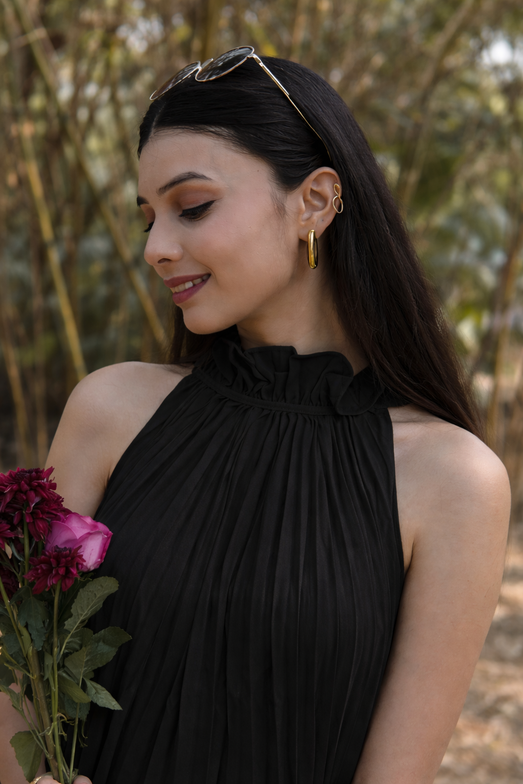 Sleeveless Ruffled neckline top